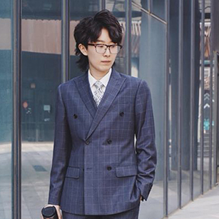 ��ʿ�{ɫ�������b