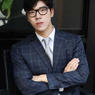 ���ɫ������������